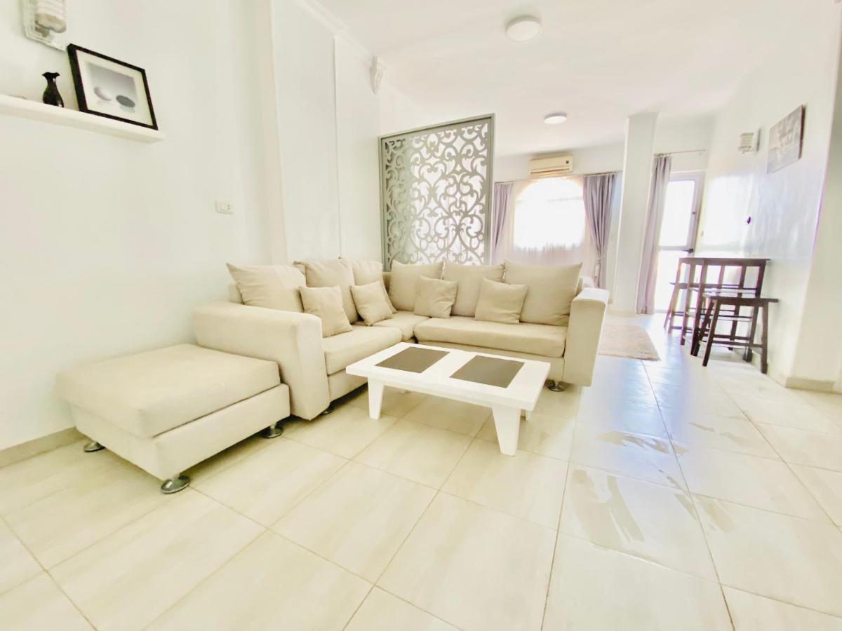 Marilyn Studio With Sea View Wi Fi Hurghada Buitenkant foto